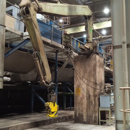 Periodická revize elektrické instalace na hydraulické ruce o nosnosti 4,6t