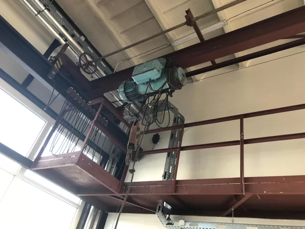 Provedena revizní zkouška a mimořádná revize elektrické instalace na jeřábu 3t