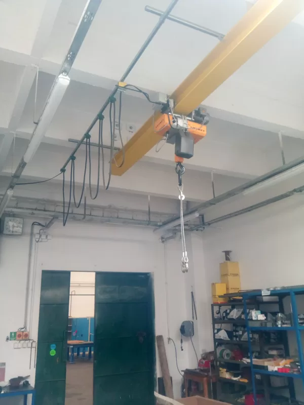 Výchozí revize elektrické instalace na kladkostroji